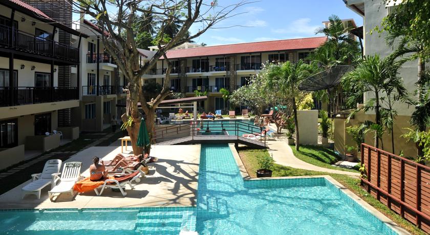 Открытый бассейн