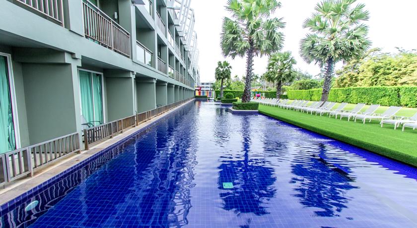 Открытый бассейн