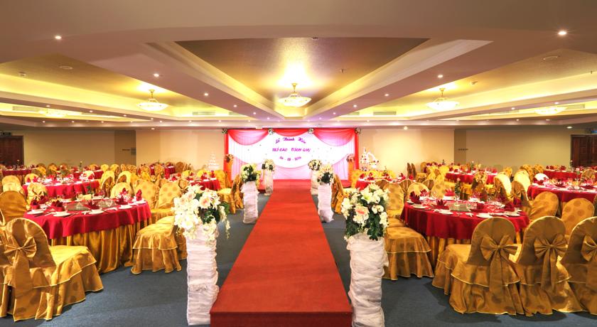 Банкетный зал