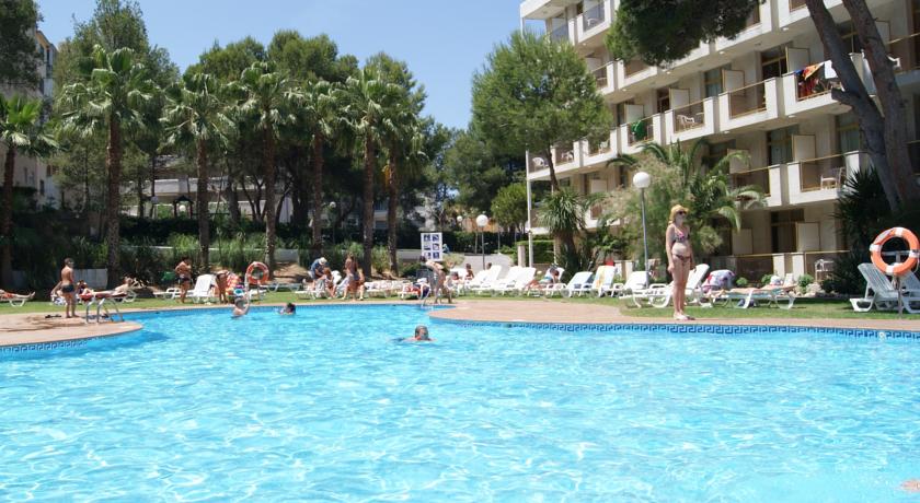 Открытый бассейн