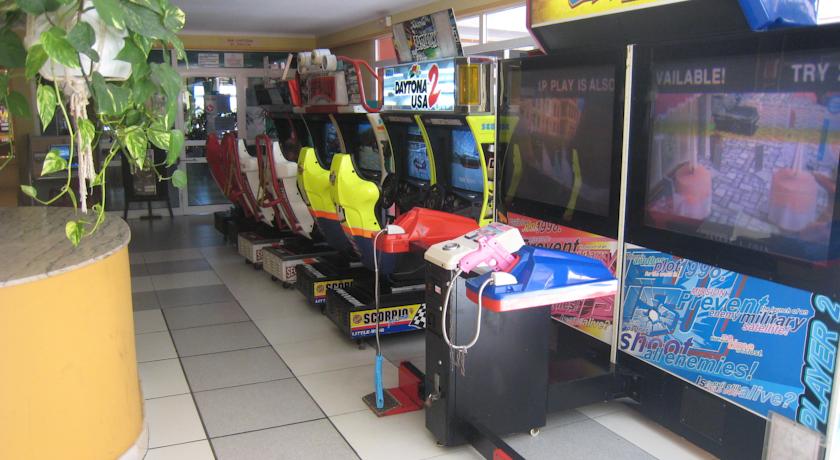 Игровой зал