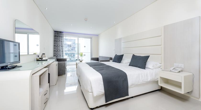 Номера в отеле Tasia Maris Oasis, Айя-Напа, Кипр