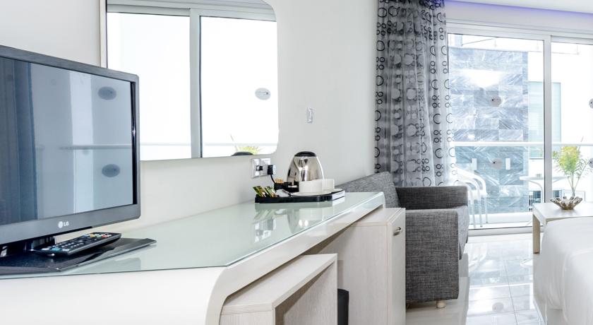 Номера в отеле Tasia Maris Oasis, Айя-Напа, Кипр