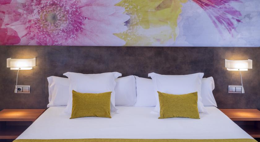 Номера в отеле Sumus Hotel Monteplaya, Коста дель Мересме, Испания