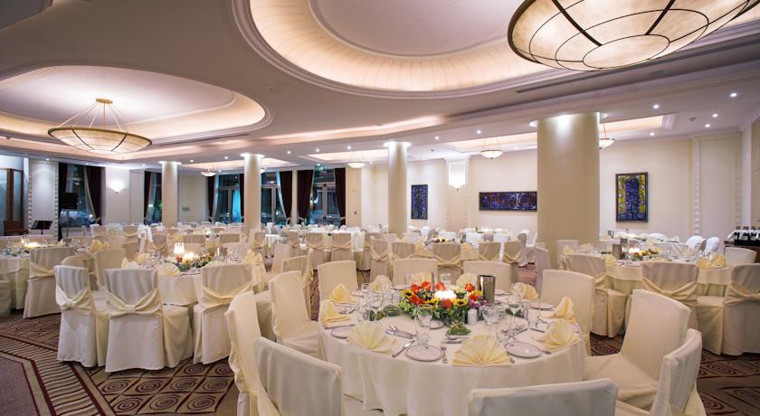 Банкетный зал