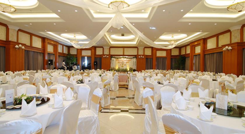 Банкетный зал