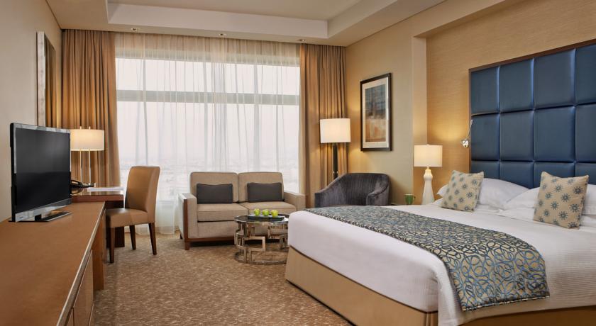 Номера в отеле Al Ghurair Rayhaan by Rotana, Дубай, ОАЭ