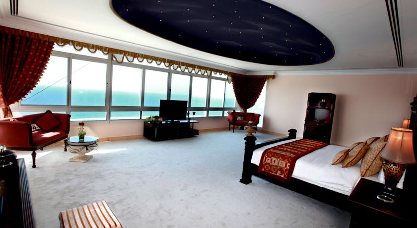 Номера в отеле Ramada Beach Hotel Ajman, Аджман, ОАЭ