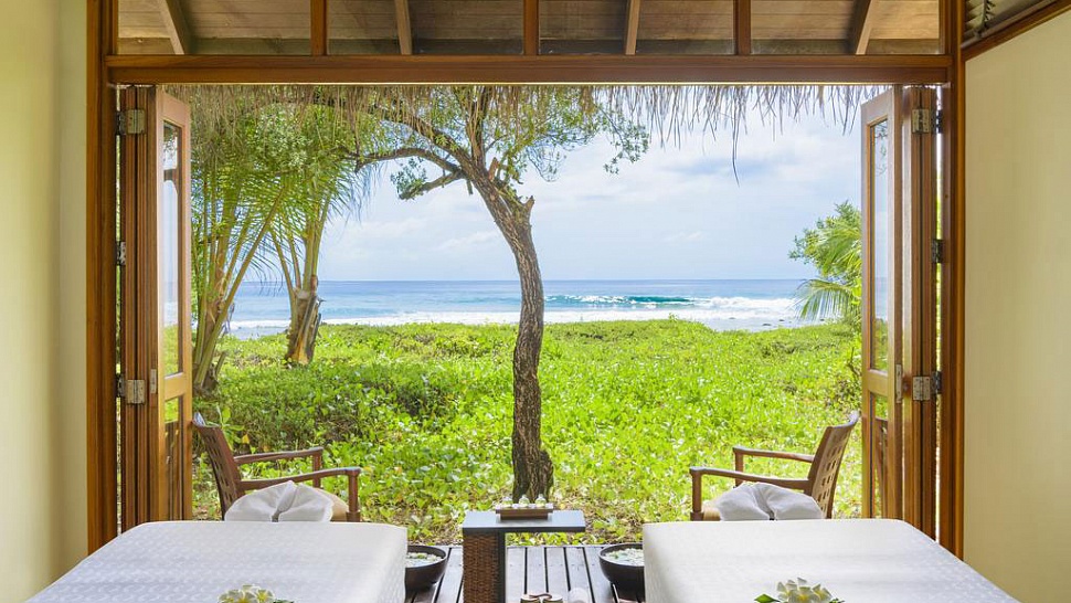 Sheraton Maldives Full Moon Resort & SPA