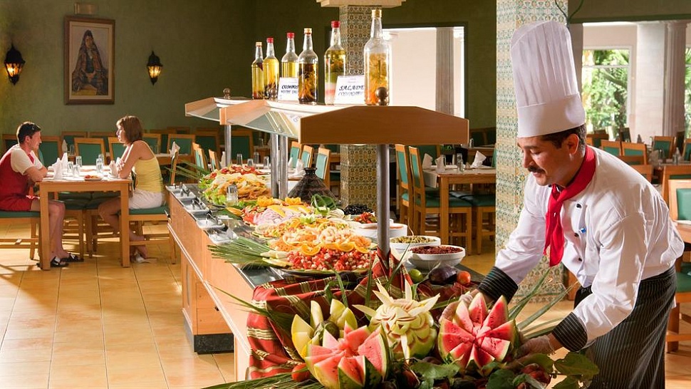 Ресторан со шведским столом