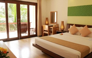 Bamboo Village Beach Resort & Spa
