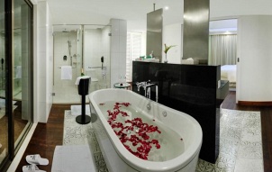 Ramada Caravela Beach Resort