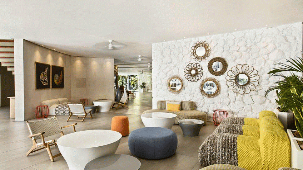 La Pirogue Resort & SPA