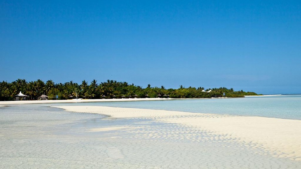 Cinnamon Hakuraa Huraa Maldives 