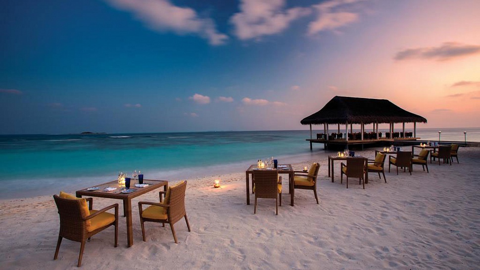 Oblu by Atmosphere at Helengeli