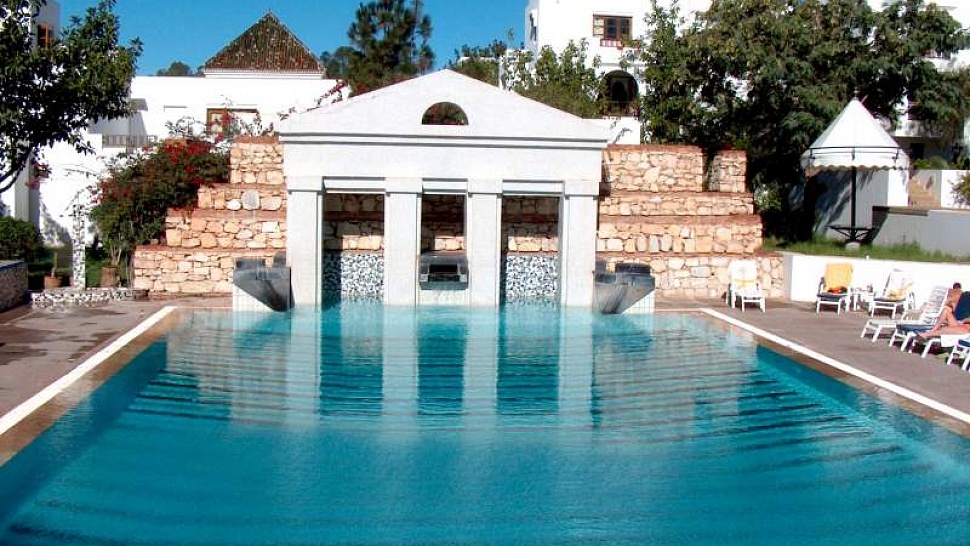 Открытый бассейн