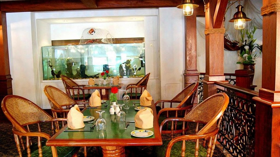 В ресторане