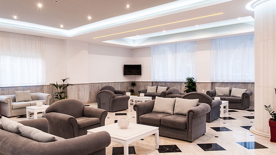 Лаунж в холле