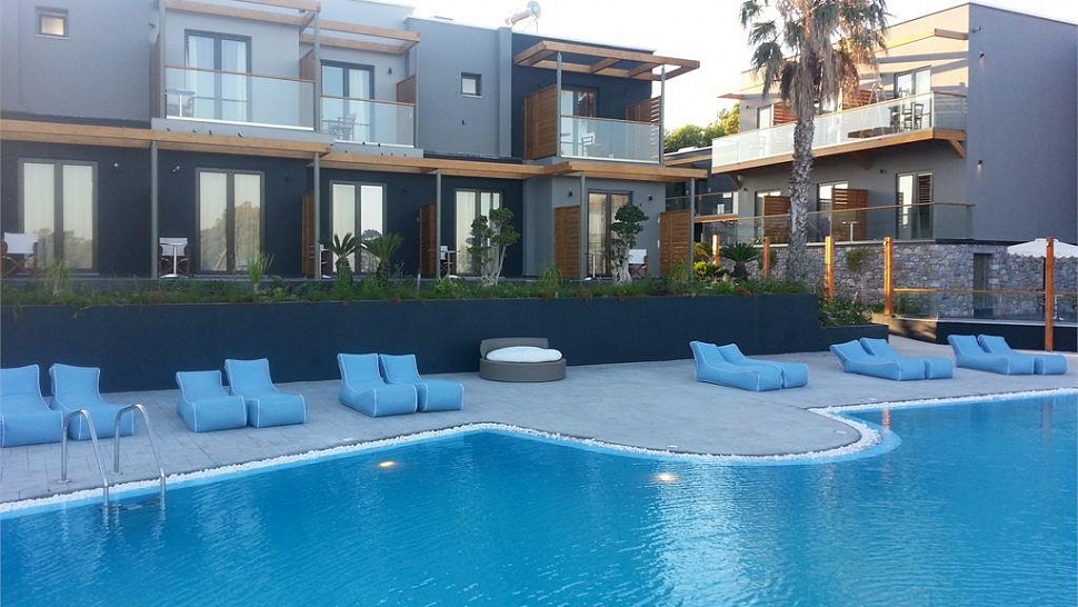 Открытый бассейн