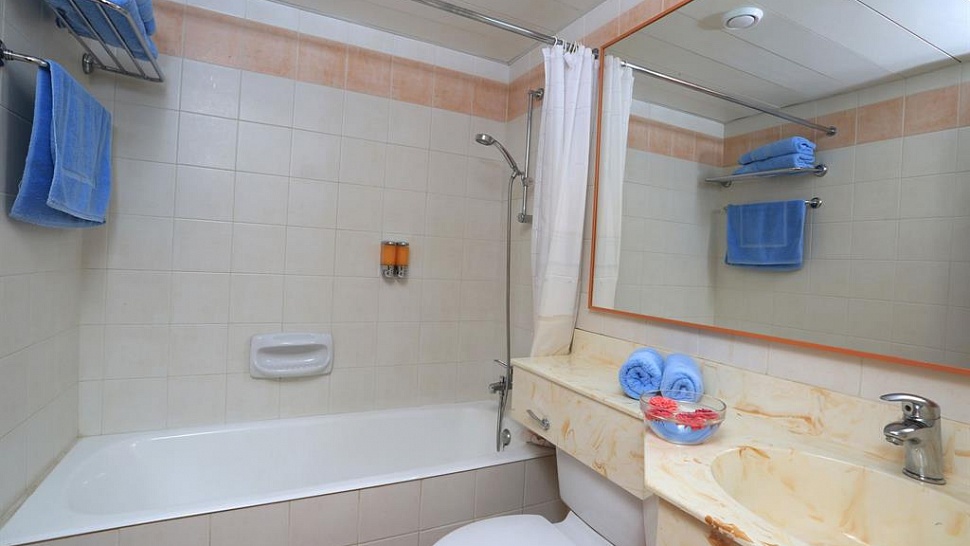 Номера в отеле Panthea Holiday Village, Айя-Напа, Кипр