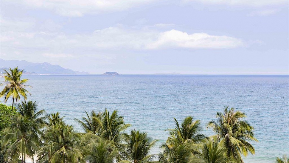 Пляж, вид сверху