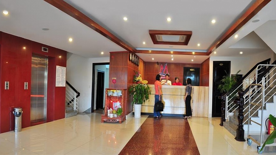 Холл и рецепция отеля