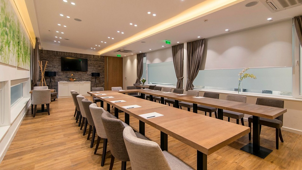 Belgrade Inn Garni Hotel