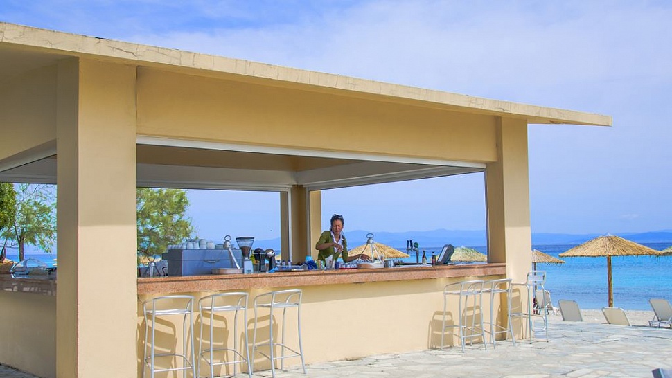 Бар на пляже