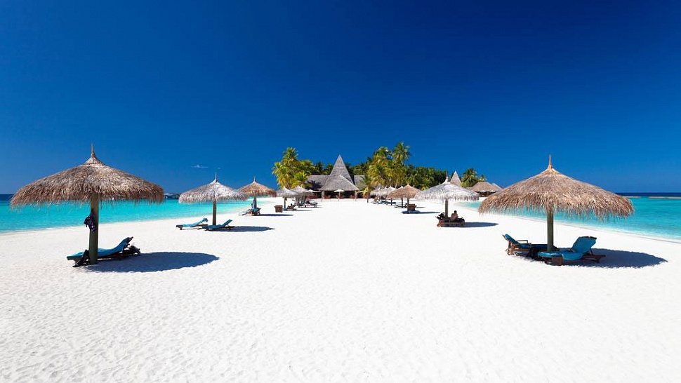 Veligandu Island Resort