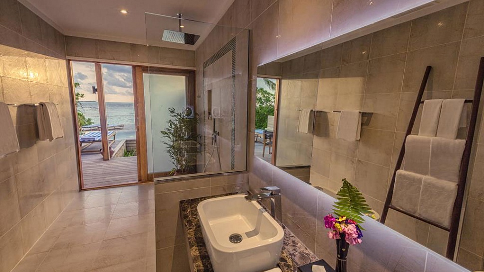 Hurawalhi Island Resort