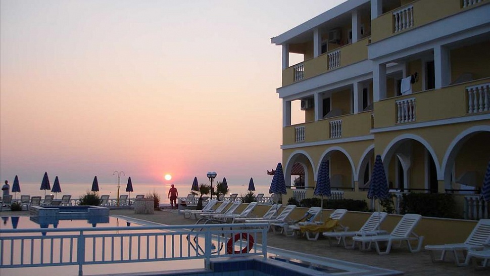 Konstantin Beach Hotel