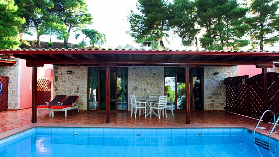 Детский бассейн