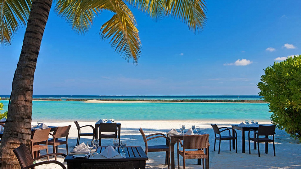 Sheraton Maldives Full Moon Resort & SPA