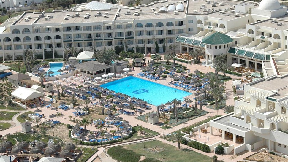 Территория отеля, вид сверху