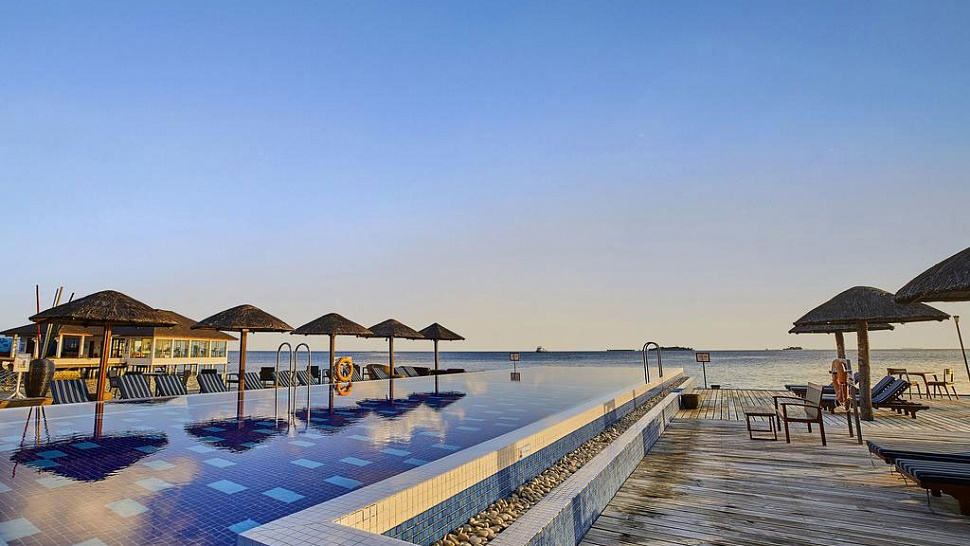 Centara Grand Island Resort & SPA