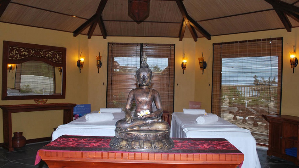 Aanari Hotel & SPA