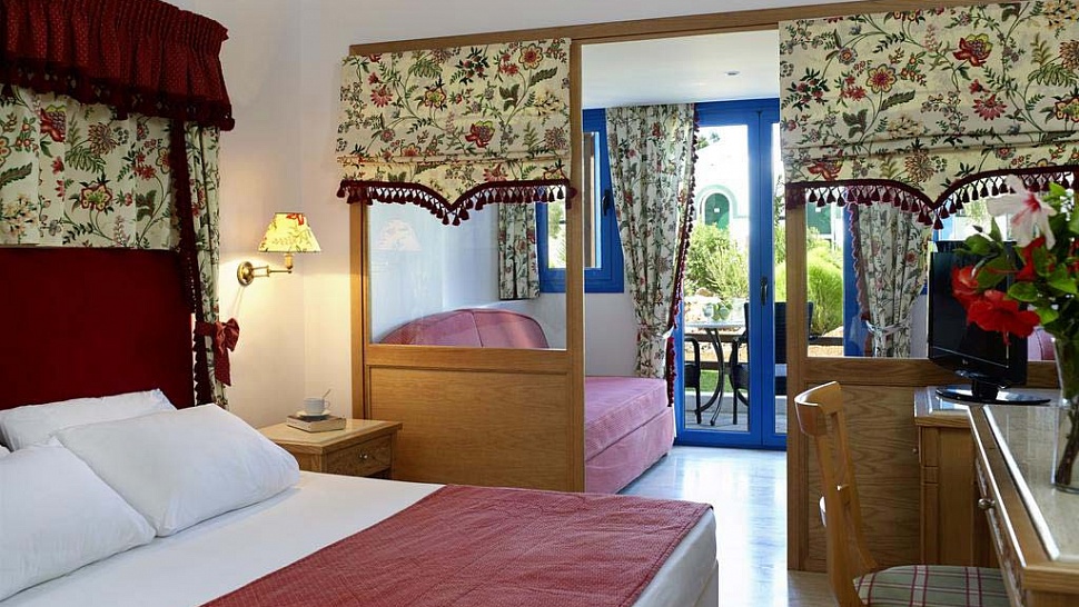  Mitsis Rinela Beach Resort & Spa