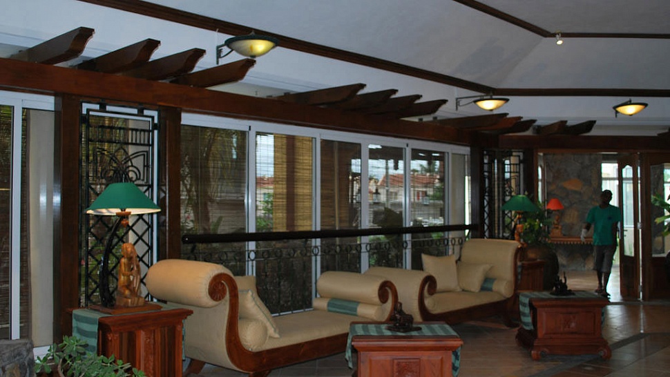 Aanari Hotel & SPA