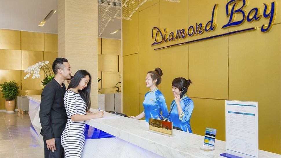 Рецепция в холле