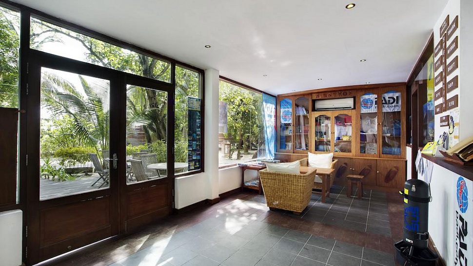 Gangehi Island Resort