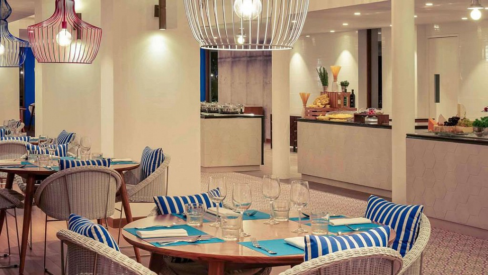 Mercure Maldives Kooddoo resort