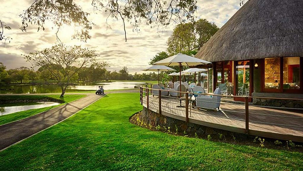 Constanсe Belle Mare Plage