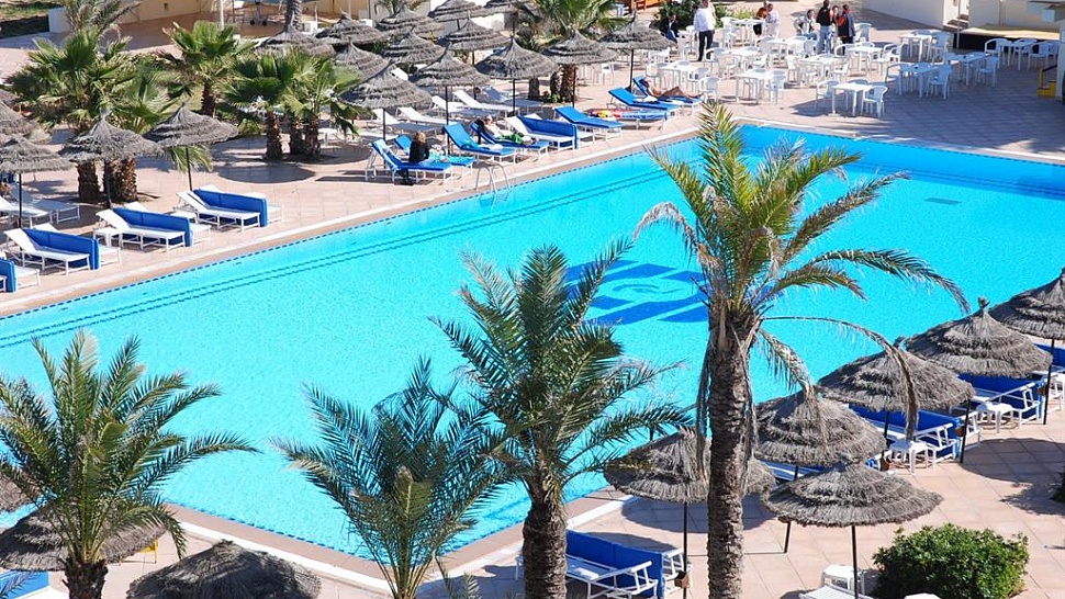 Открытый бассейн