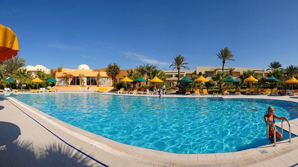 Открытый бассейн