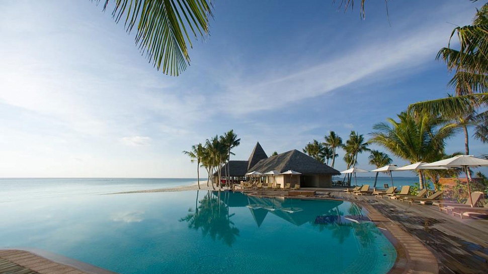 Veligandu Island Resort