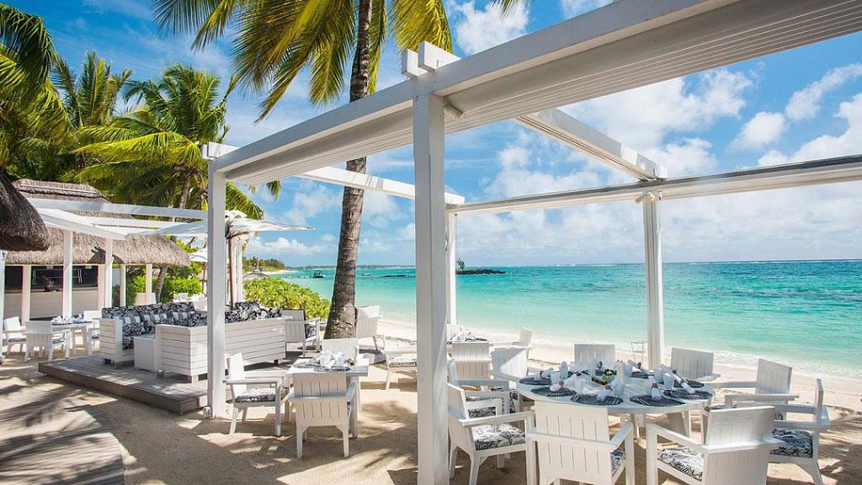 Constanсe Belle Mare Plage