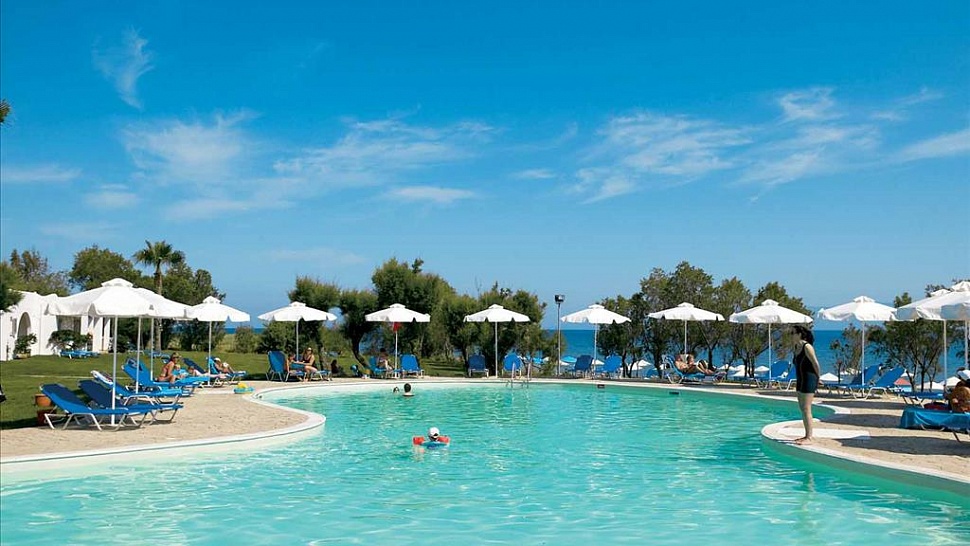 Открытый бассейн