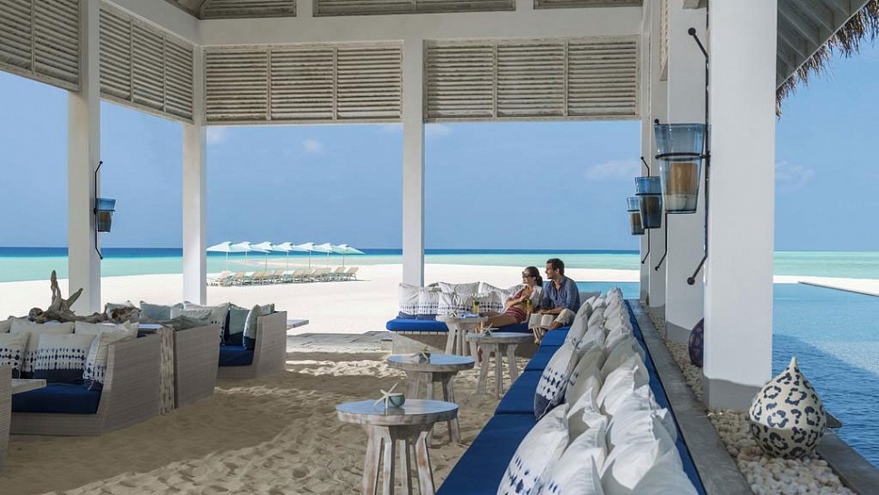 Four Seasons Landaa Givaavaru