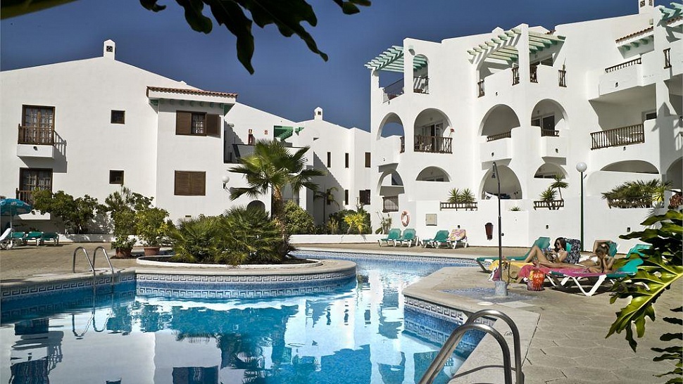 Открытый бассейн