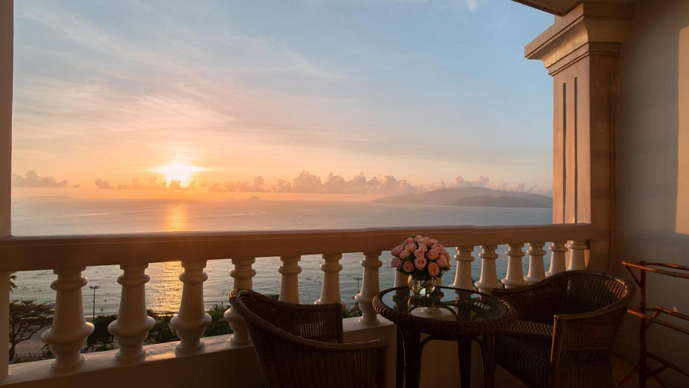 Sunrise Nha Trang Beach Hotel